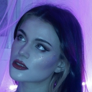 Mica Esposito, 26 (YouTube明星)