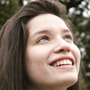 Mica Suárez image 5