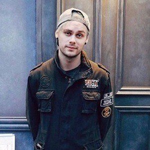 Michael Clifford, 29 (Guitarist)