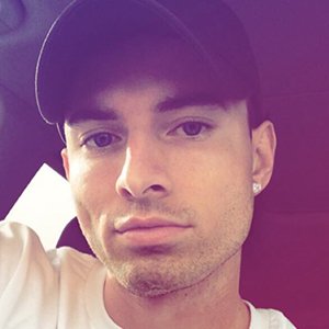 Michael Gagnon, 32 (HLV thể hình)