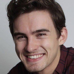 Michael Johnston, 30 (Actor de Televisión)