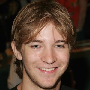 Michael Welch image 6
