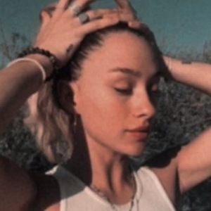 Michaela Watson image 4