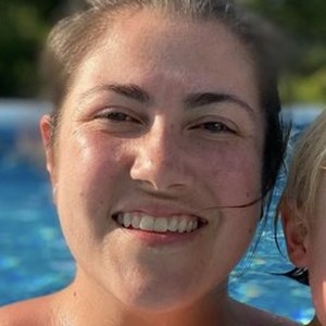 Michelle DeSimone, 40 (Snapchat Star)