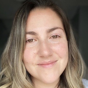 Michelle DeSimone, 40 (Snapchat Star)