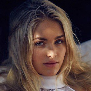 Michelle Randolph, 26 (Người mẫu)