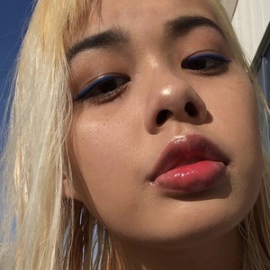 Michi Kollette, 26 (TikToker)