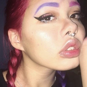 Michi Kollette, 26 (TikTok明星)