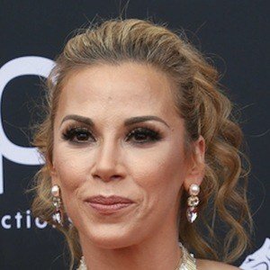 Mickie James, 44 (摔跤手)
