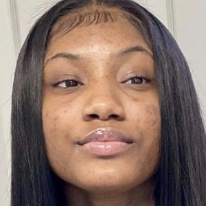 Mienique Avery image 5