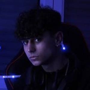 Miguel Giménez, 21 (TikTok Star)