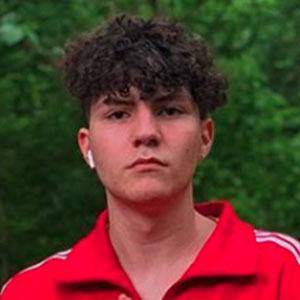 Miguel Martinez, 21 (Estrella de TikTok)