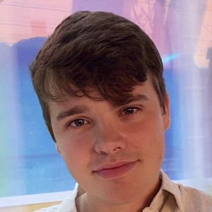 Mika Valentin Lin Schultz image 3