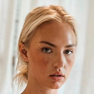 Mikayla Zazon image 9