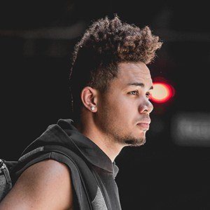 MikeTheCompass, 31 (YouTube Star)