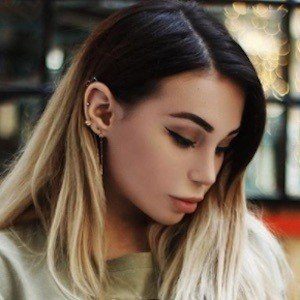 Milena Chizhova, 28 (Star di YouTube)
