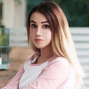 Milena Chizhova, 28 (YouTube明星)