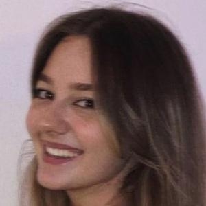 Milena Shelia, 20 (YouTube Star)