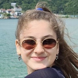 Mileninha Stepanieco image 2