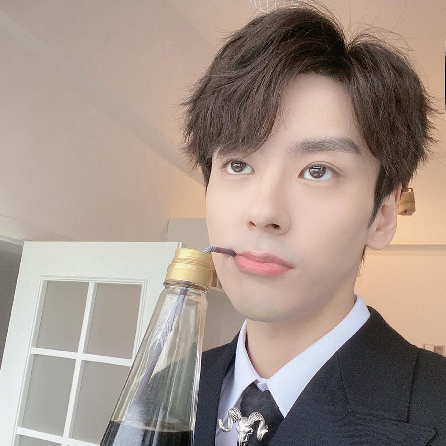 Miles Wei, 35 (Attore TV)