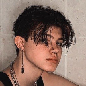 milessdespair, 24 (Estrella de TikTok)
