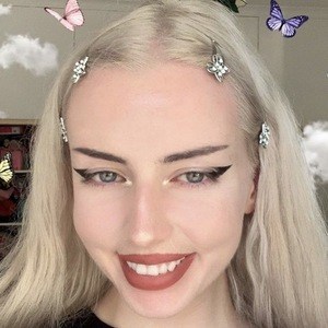 milkeel, 26 (Instagram明星)