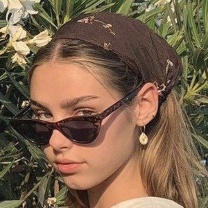 Millie Leer image 7