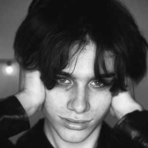Milo Winter, 23 (Estrella de TikTok)