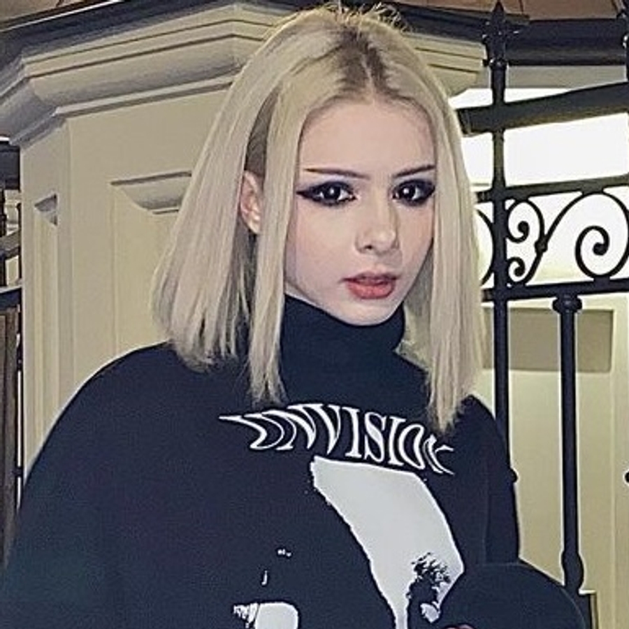 milossslavskaya, 22 (TikTok Star)