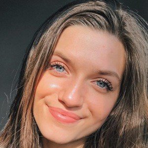 Mimi Drabik, 24 (YouTube Star)
