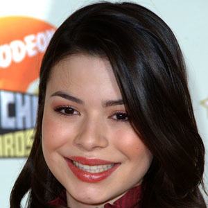 Miranda Cosgrove, 32 (Nữ diễn viên truyền hình)