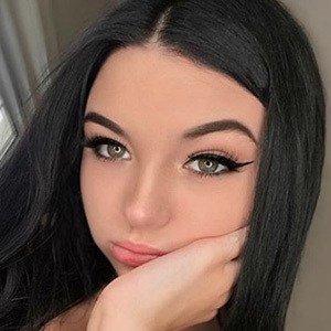 Miranda Mason, 24 (TikTok Star)