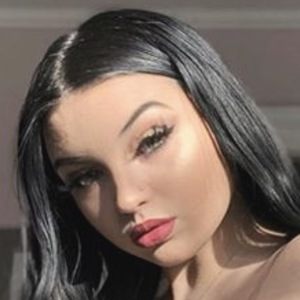 Miranda Mason, 24 (Звезда Тиктока)
