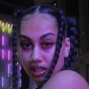 Misbah Ngu, 25 (Estrella de TikTok)