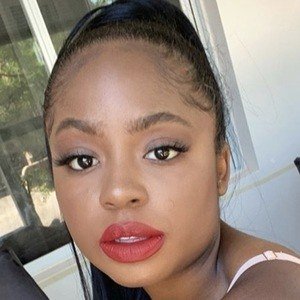 MissDarcei image 4