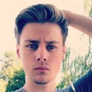 Mitchell Kummen, 26 (Ator de TV)