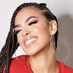 Miya Houston image 3