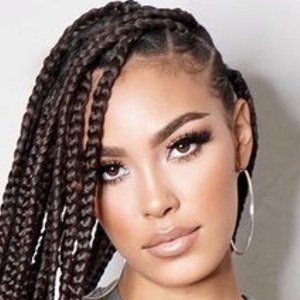 Miya Houston image 4