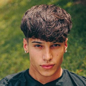 mllanoss_, 20 (TikTok Star)