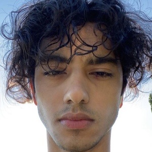 Mo Malik, 22 (Estrella de TikTok)