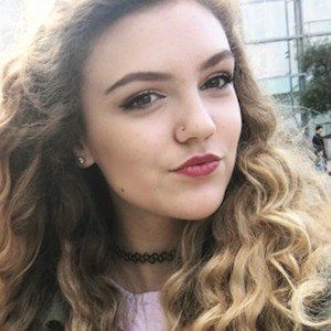 Molly Thompson image 3