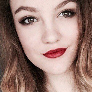 Molly Thompson, 26 (YouTube明星)