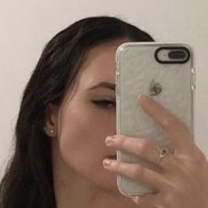 mollymaekeam image 2