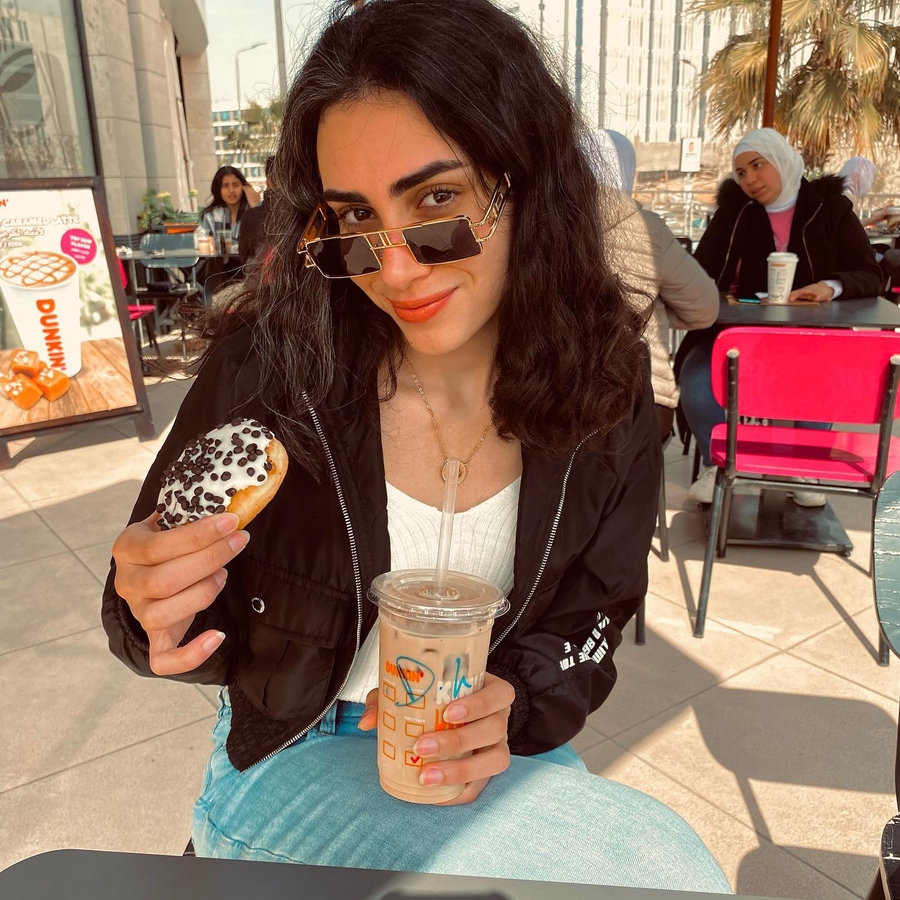 Monda Mekawy, 23 (Membre de la famille)