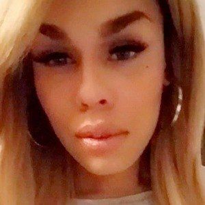 Monica Beverly Hillz, 40 (现实之星)