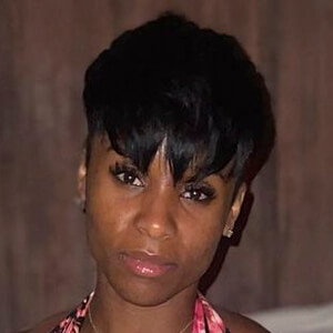 Monique Collier image 9