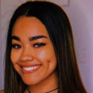 Monique Rosalia, 24 (TikToker)