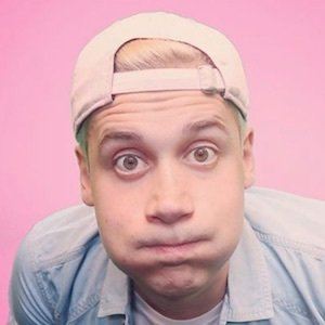 Monsieur Alex, 33 (YouTube Star)