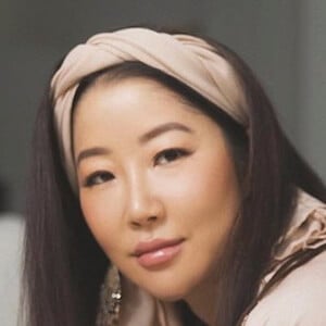 Moon Maison, 35 (Model)