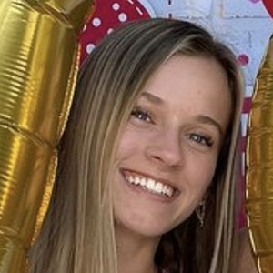 Morgan Lockaby, 21 (Звезда Тиктока)